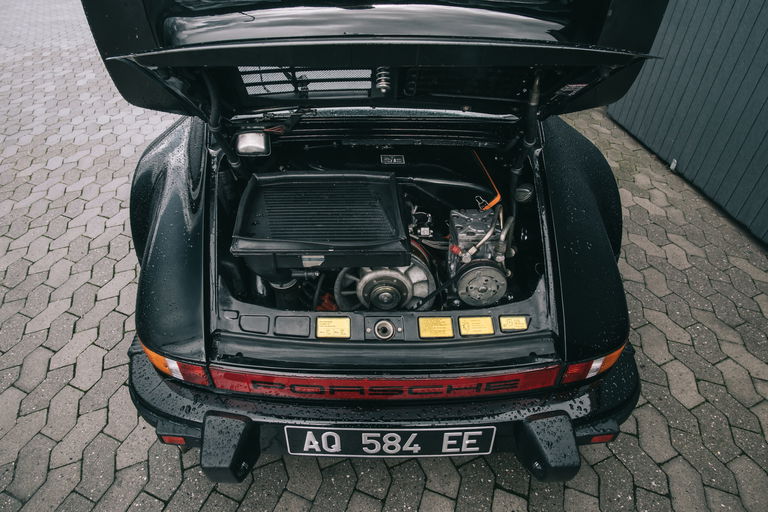 Porsche 911 Turbo 3.3