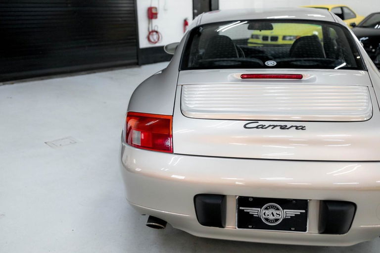 Porsche 996 Carrera