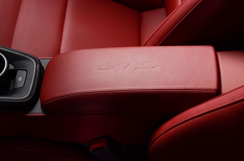 Porsche 992 Targa 4 GTS