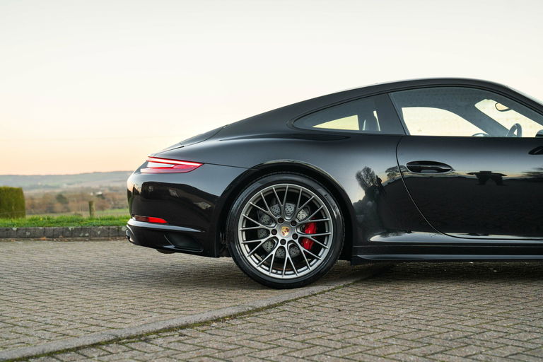 Porsche 991.2 Carrera 4S