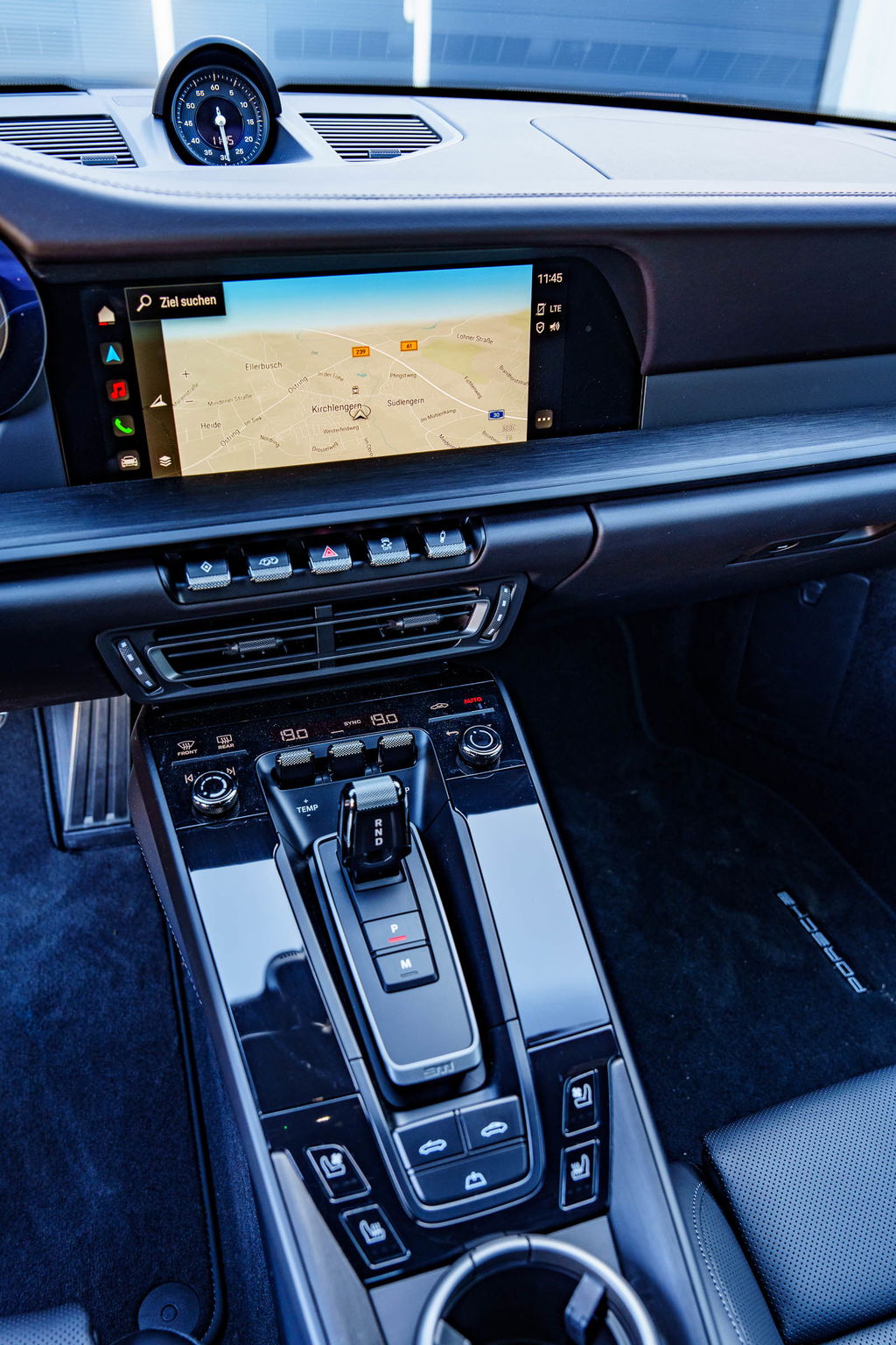 Porsche 992 Carrera GTS