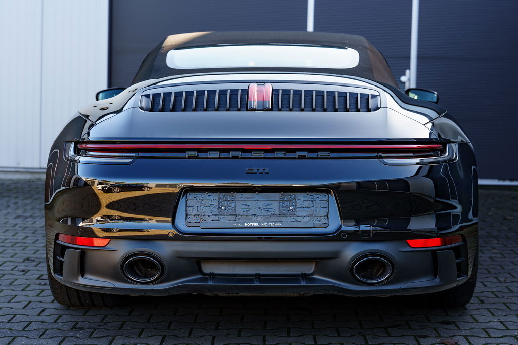 Porsche 992 Carrera GTS