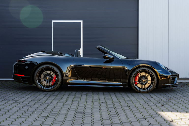 Porsche 992 Carrera GTS