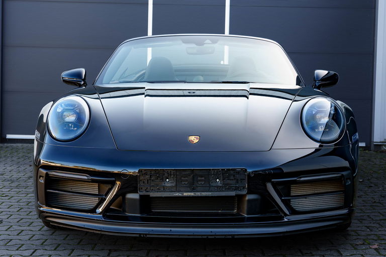 Porsche 992 Carrera GTS