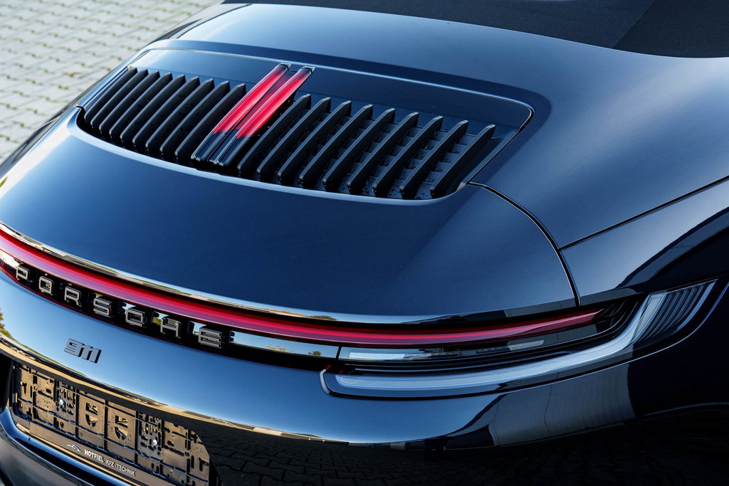 Porsche 992 Carrera GTS