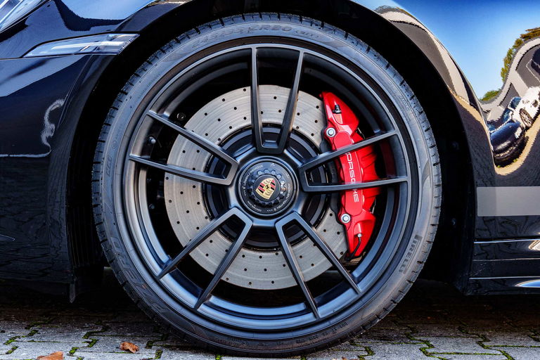 Porsche 992 Carrera GTS