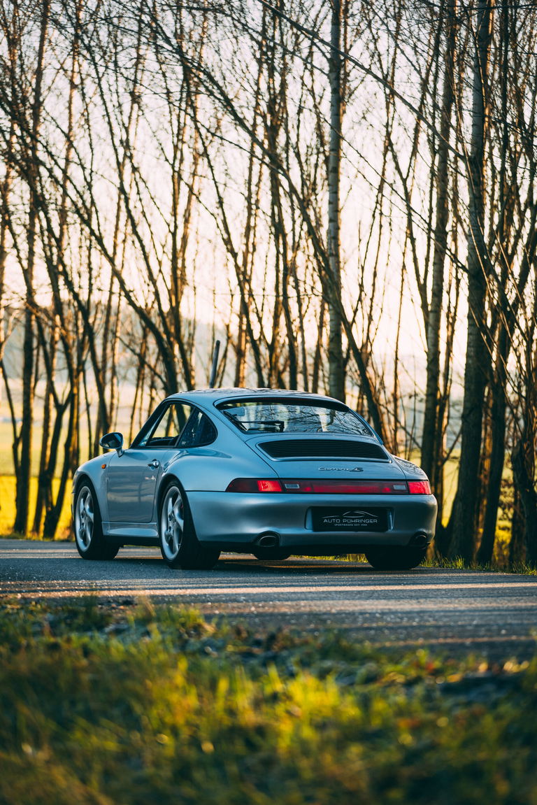 Porsche 993 Carrera 4S