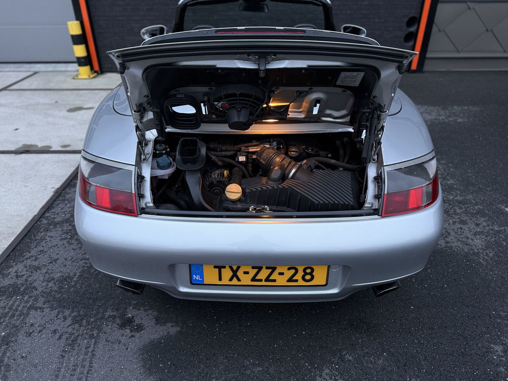 Porsche 996 Carrera