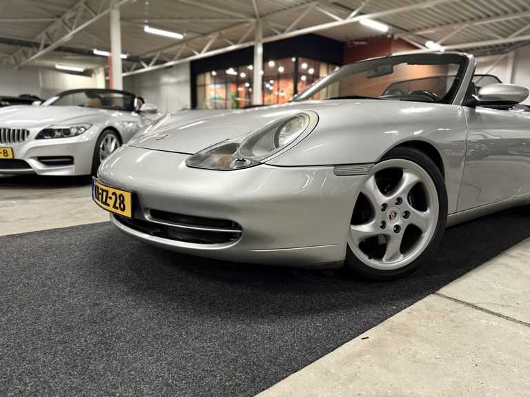 Porsche 996 Carrera