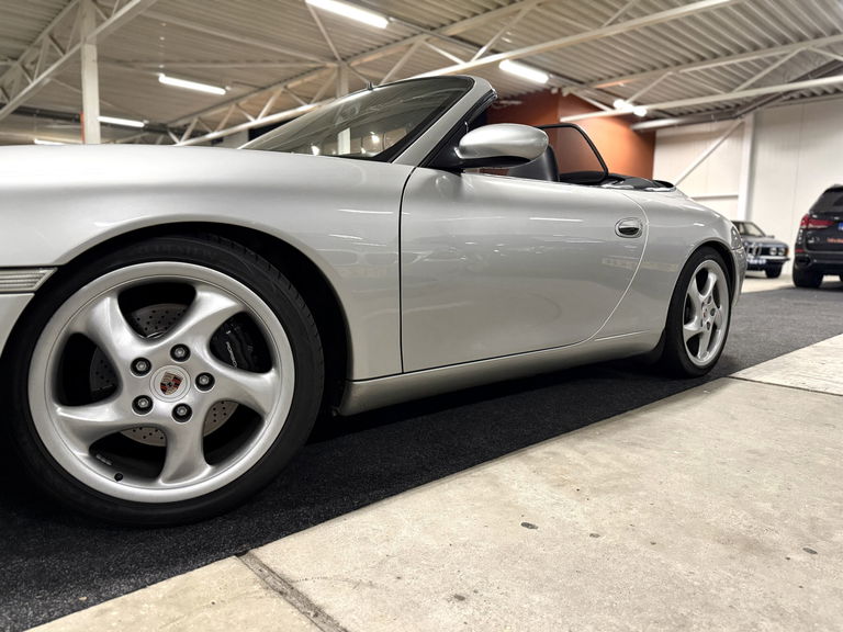 Porsche 996 Carrera