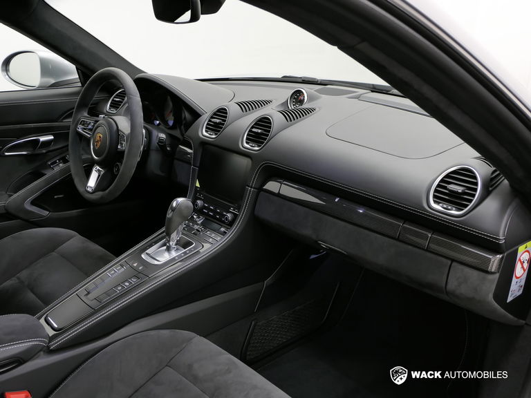 Porsche 718 Cayman GTS