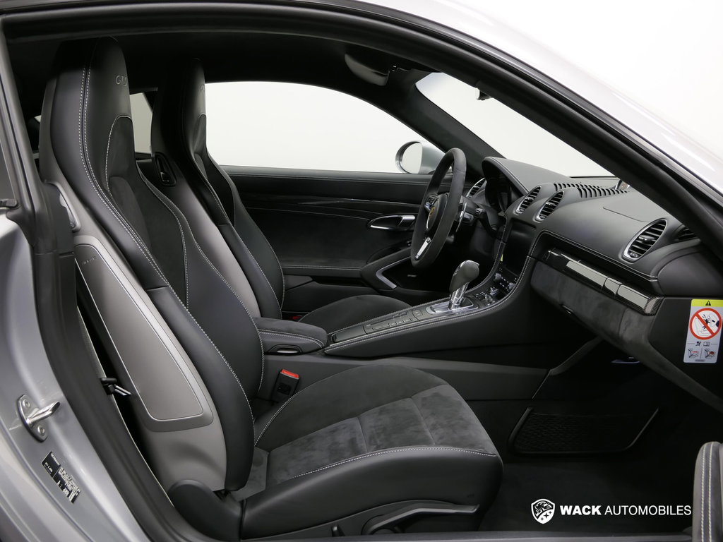 Porsche 718 Cayman GTS