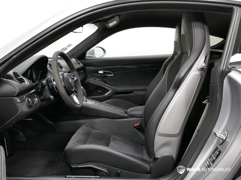 Porsche 718 Cayman GTS