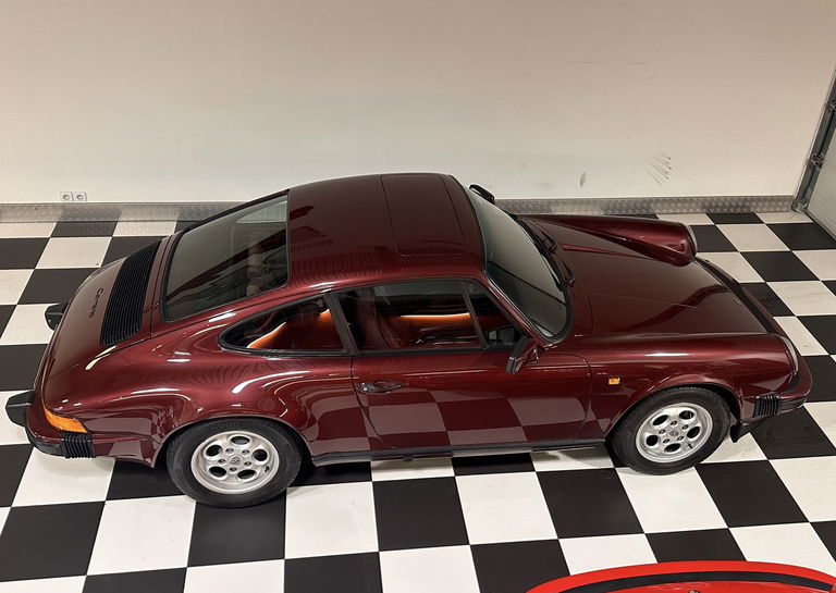 Porsche 911 Carrera 3.2