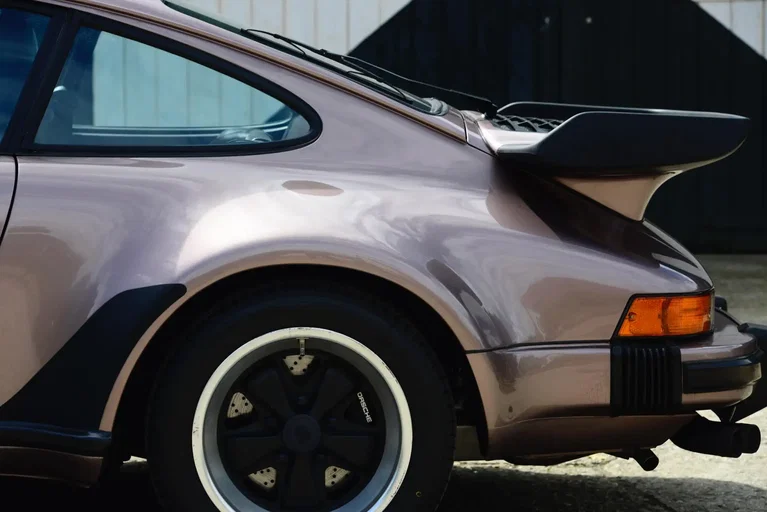 Porsche 911 Turbo 3.3