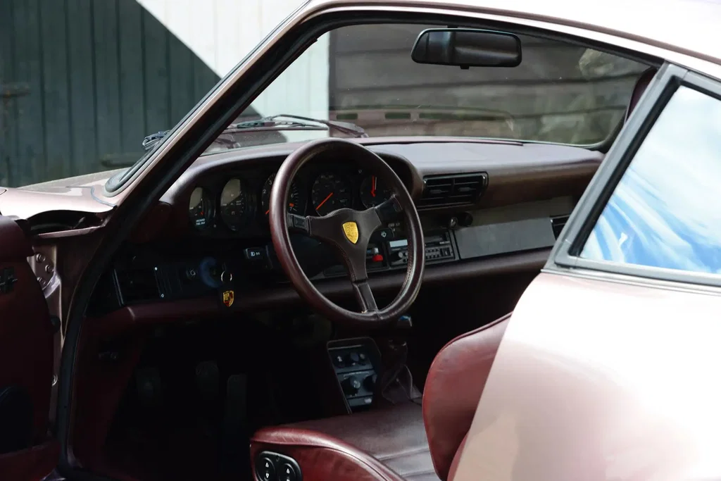 Porsche 911 Turbo 3.3