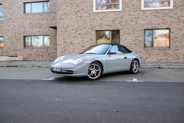 Porsche 996 Carrera