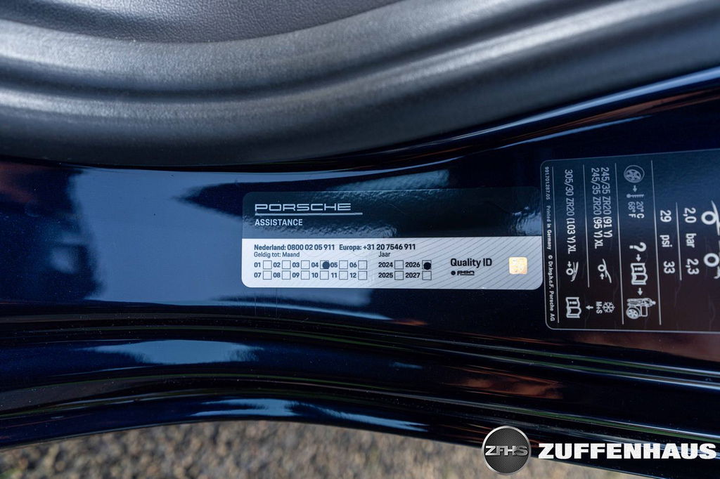 Porsche 991 GT3 Touring