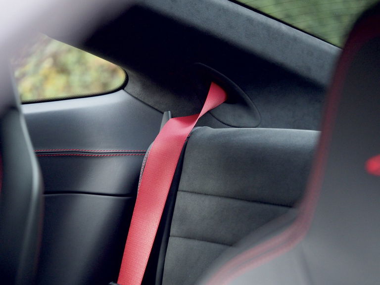 Porsche 992 Carrera GTS