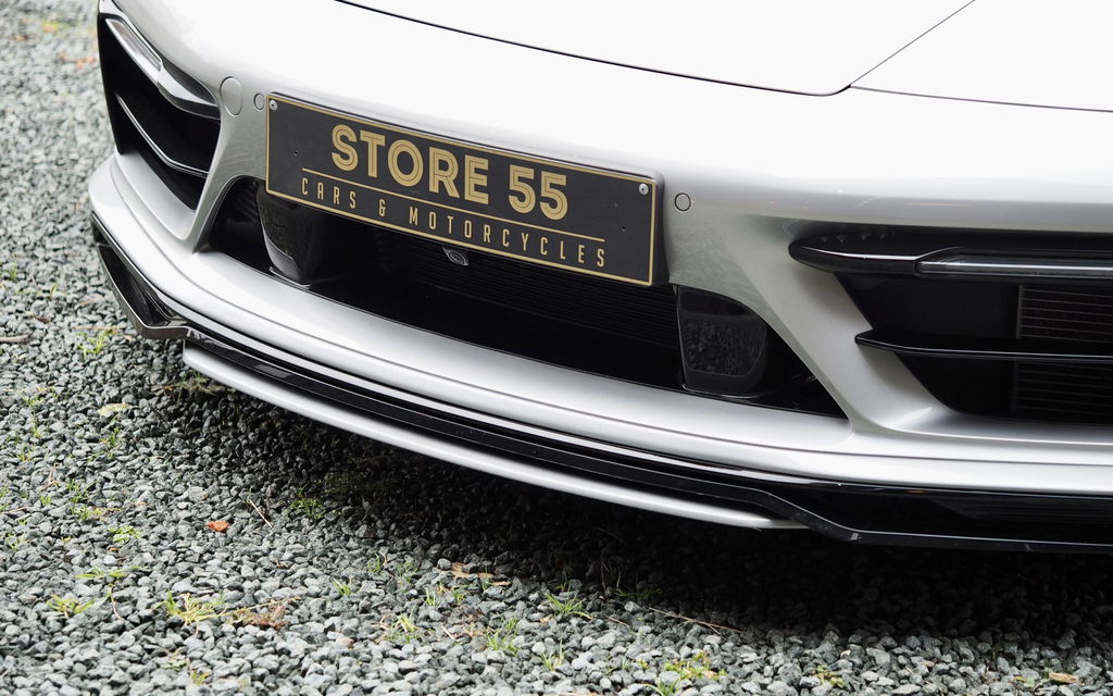 Porsche 992 Carrera GTS