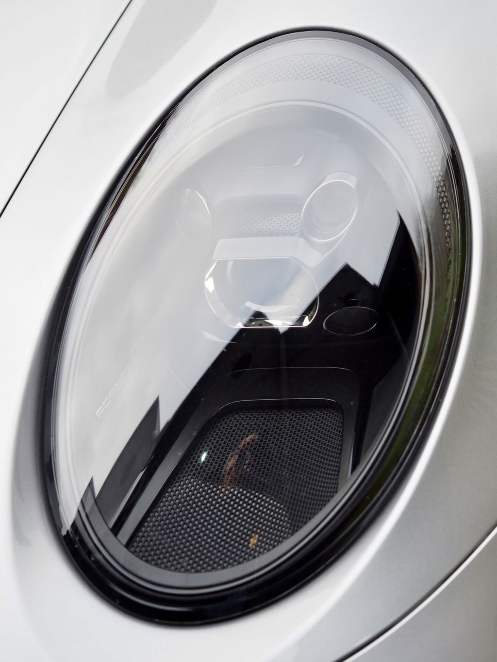 Porsche 992 Carrera GTS