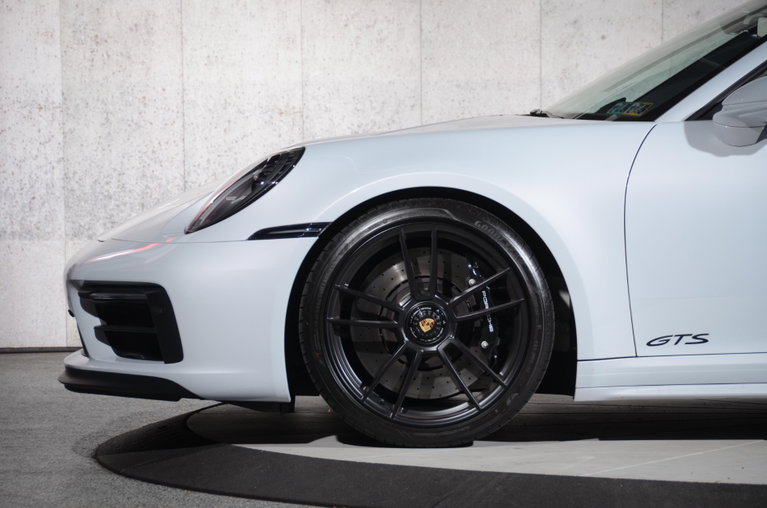 Porsche 992 Carrera GTS