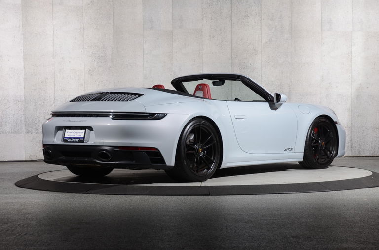 Porsche 992 Carrera GTS