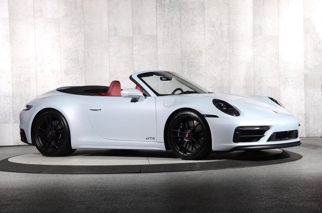 Porsche 992 Carrera GTS