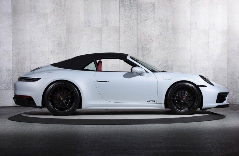 Porsche 992 Carrera GTS