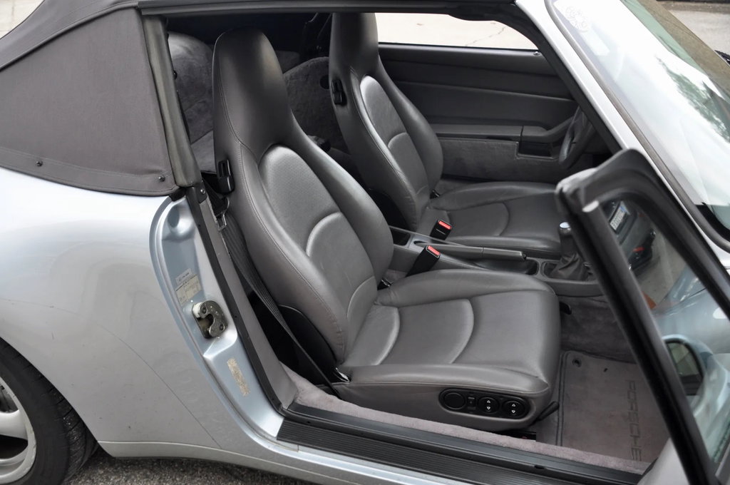 Porsche 993 Carrera 4