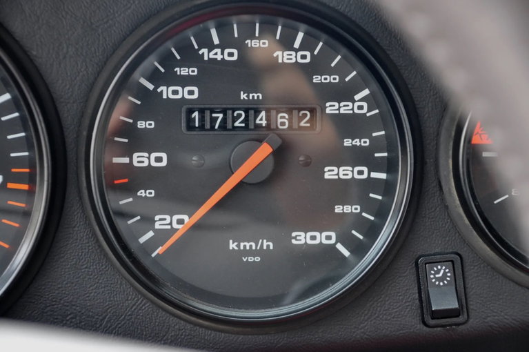 Porsche 993 Carrera 4