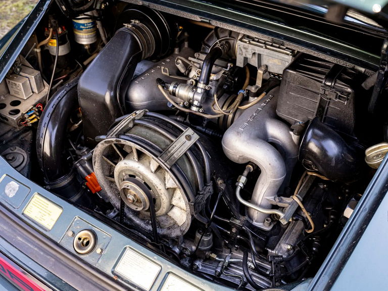 Porsche 911 Carrera 3.2