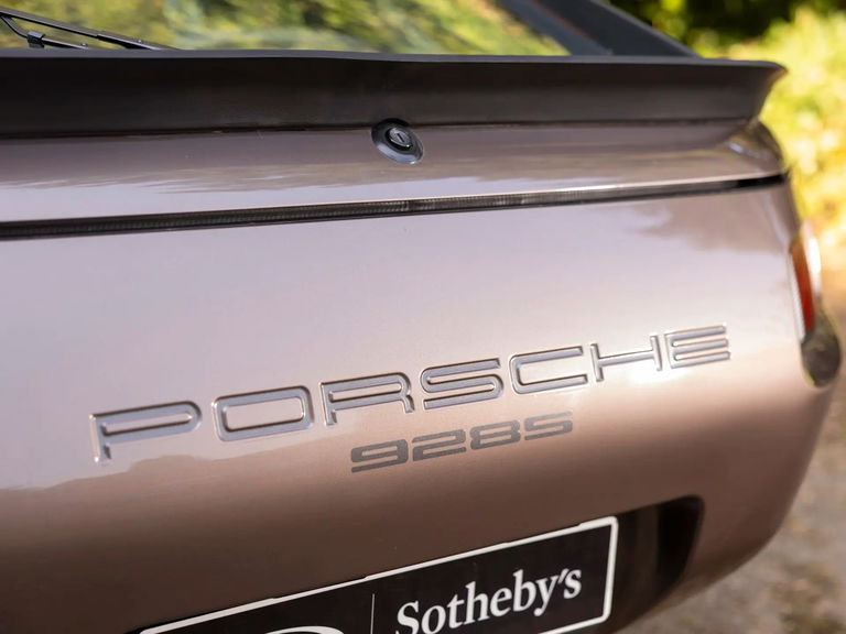 Porsche 928 S