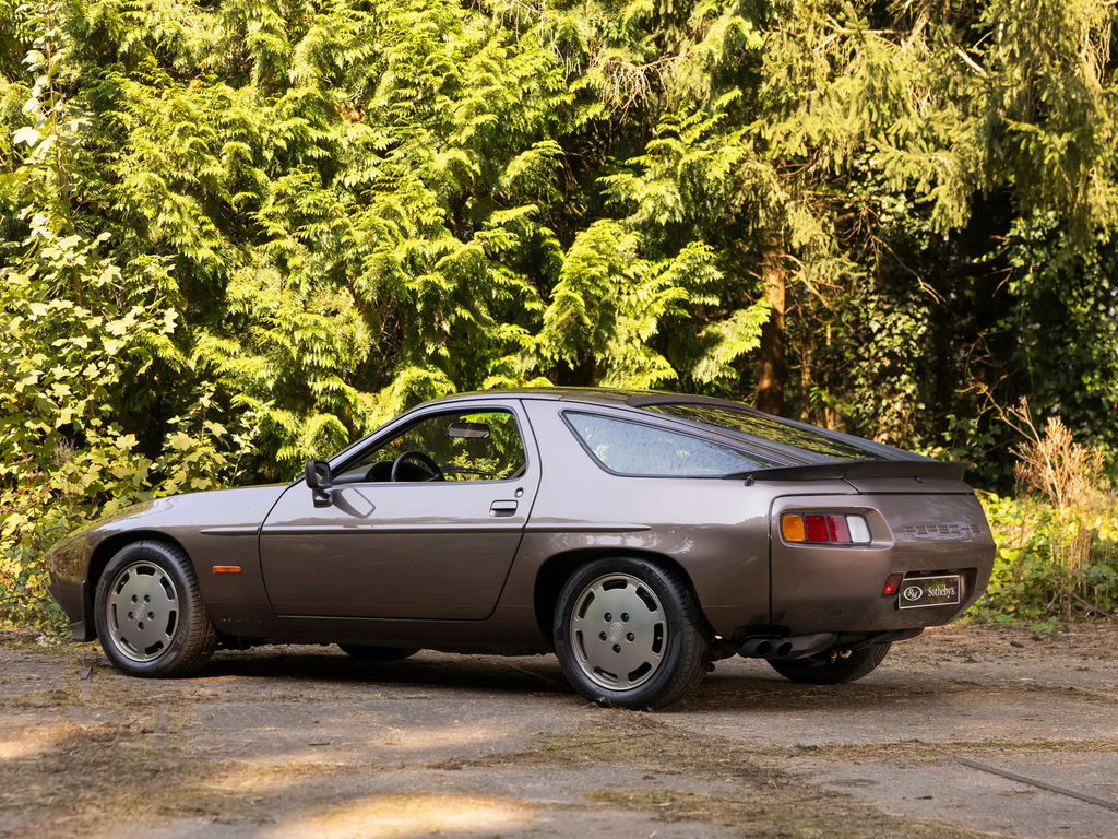 Porsche 928 S