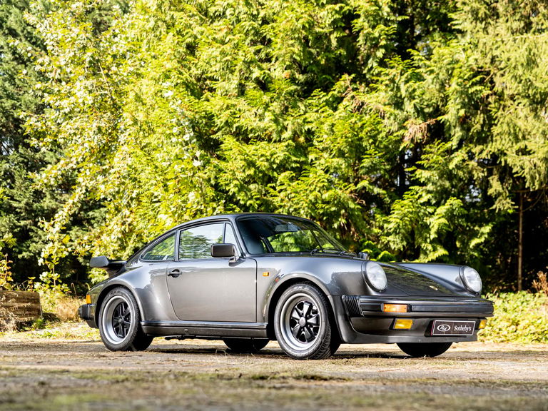 Porsche 911 Turbo 3.3