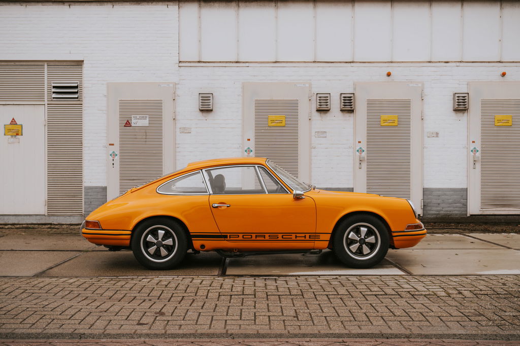 Porsche 911 T