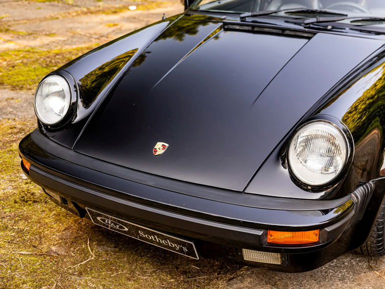 Porsche 911 Carrera 3.2 Speedster