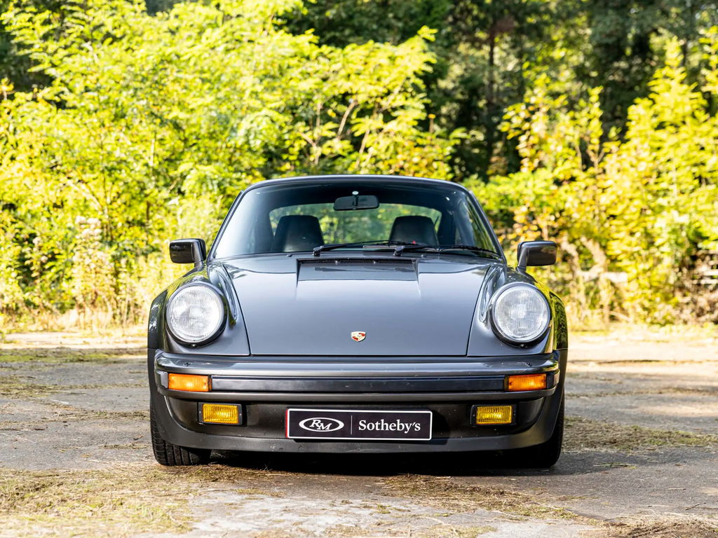 Porsche 911 Turbo 3.3