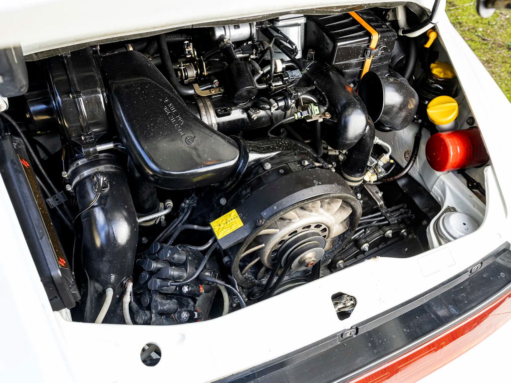 Porsche 964 Carrera 2 Speedster