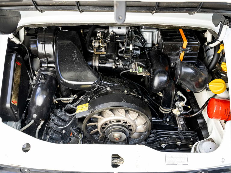 Porsche 964 Carrera 2 Speedster