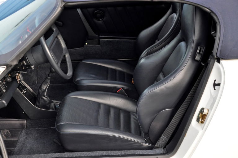 Porsche 911 Carrera 3.2 Speedster