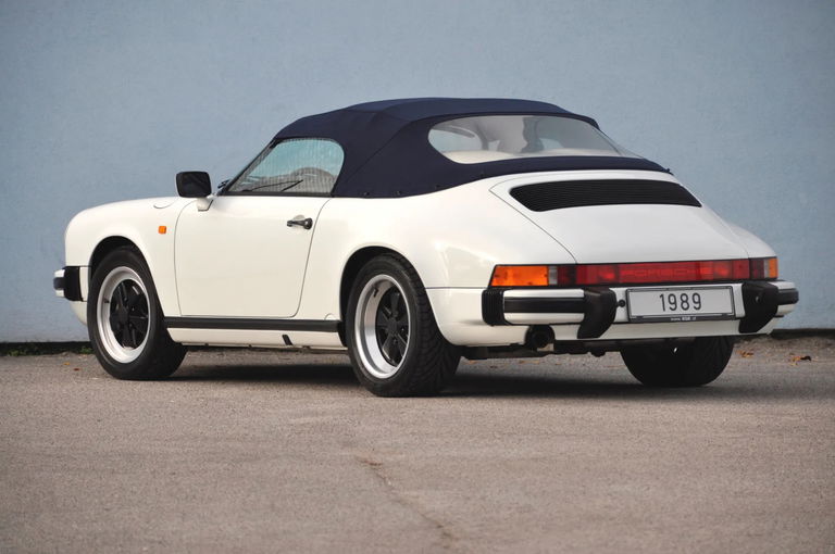 Porsche 911 Carrera 3.2 Speedster