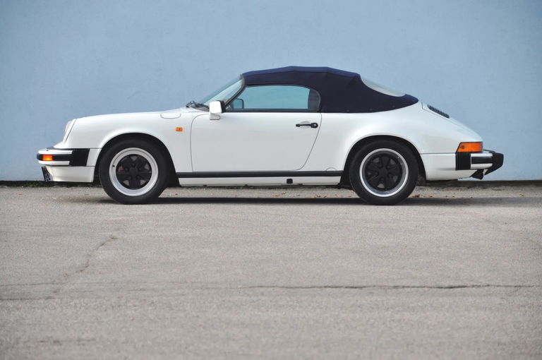 Porsche 911 Carrera 3.2 Speedster