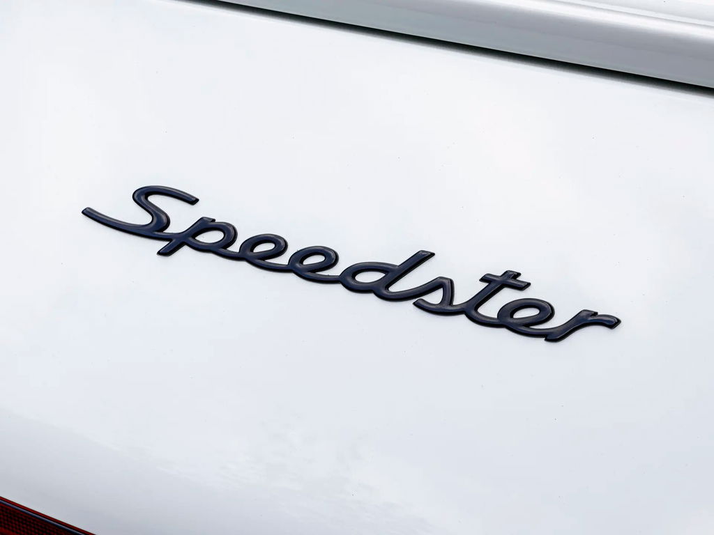 Porsche 964 Carrera 2 Speedster