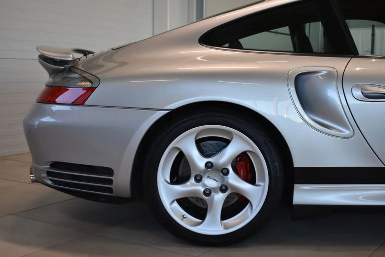 Porsche 996 Turbo