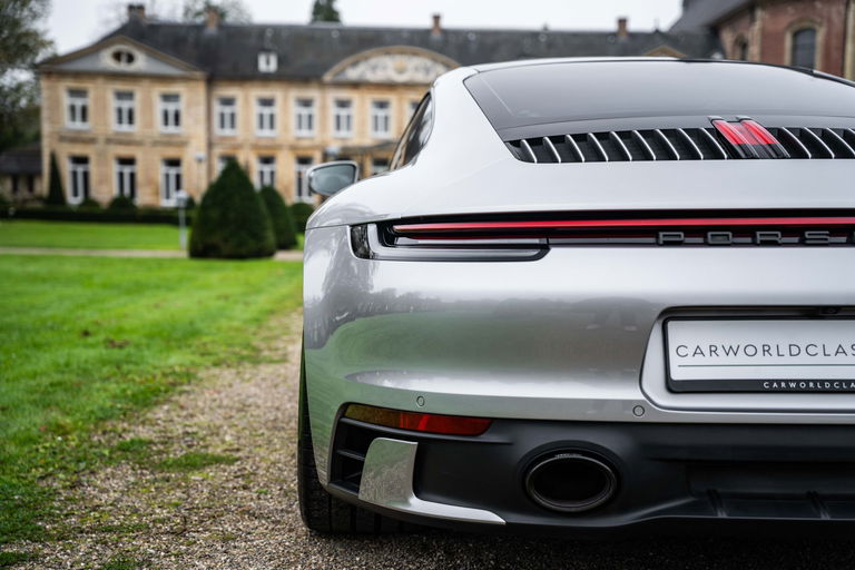 Porsche 992 Carrera 4S
