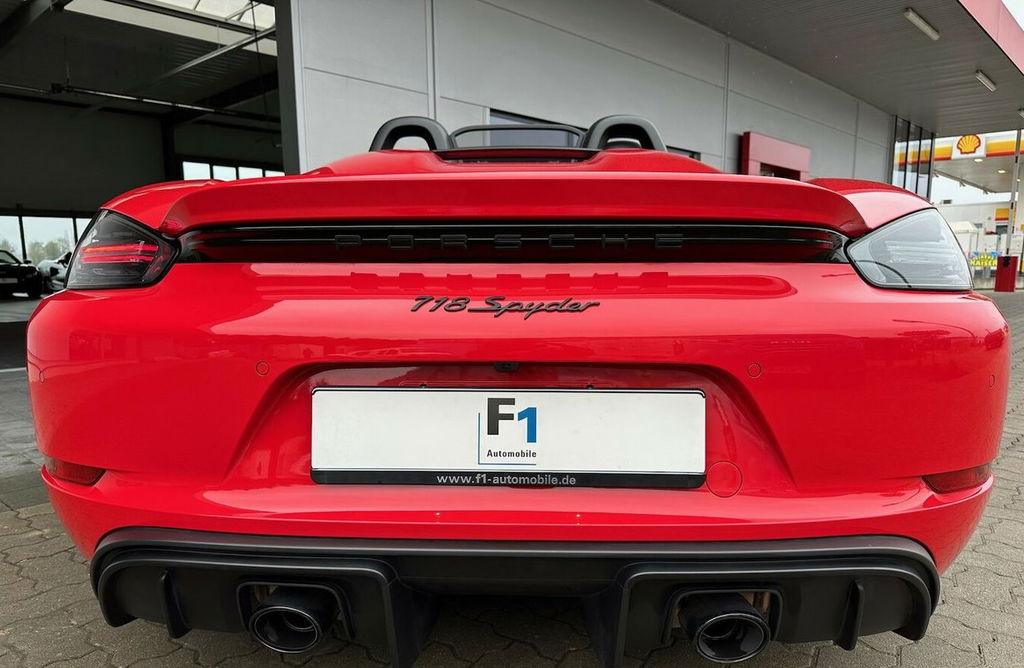 Porsche 718 Spyder