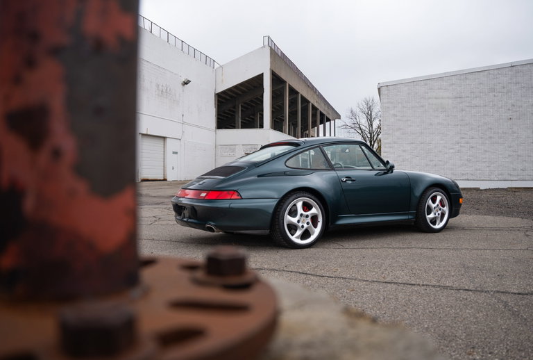 Porsche 993 Carrera 4S