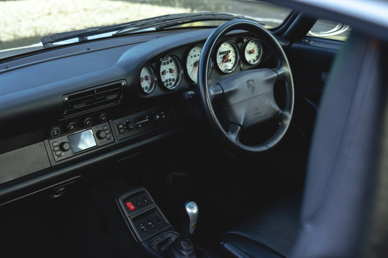 Porsche 993 Carrera 4