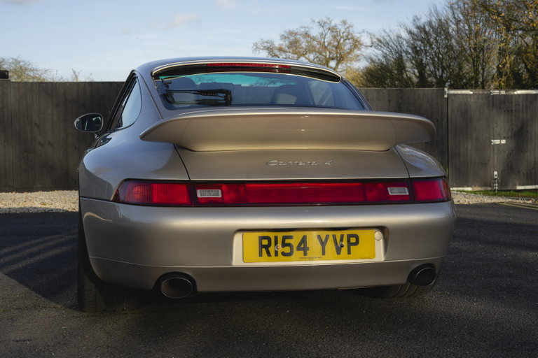 Porsche 993 Carrera 4